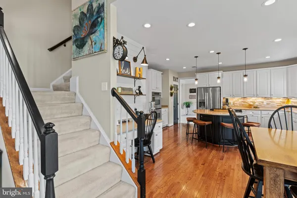 $1,250,000 | 25775 Tullow Place, Chantilly, VA 20152