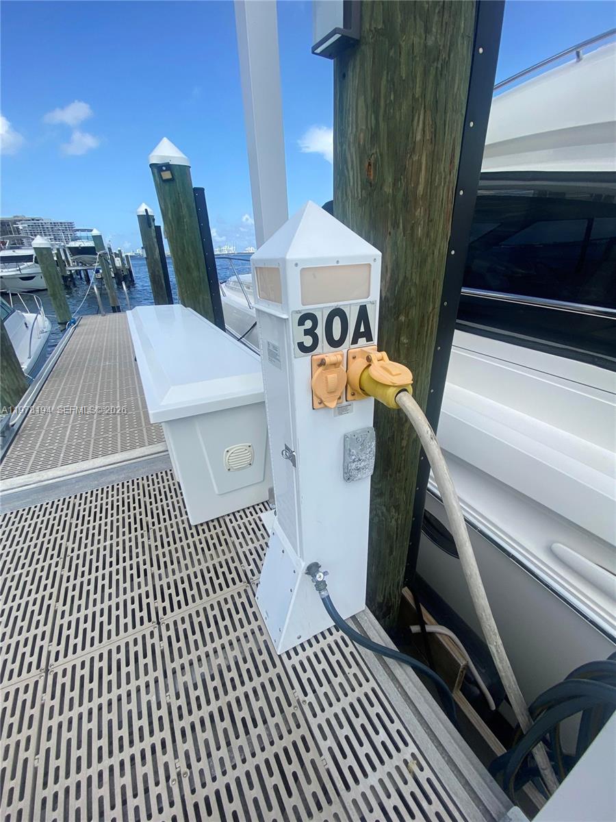 1901 Brickell Avenue Miami, FL 33129 - Photo 7 of 7