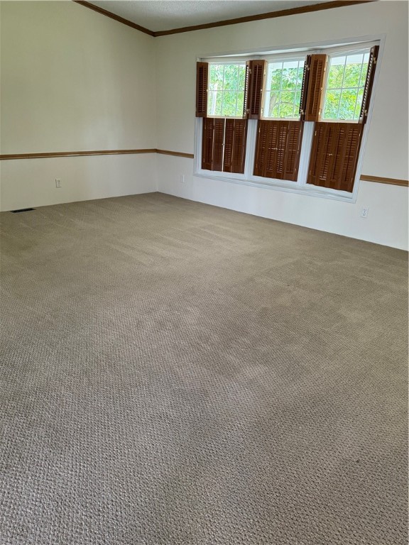 145 West Steidl Road Paris, IL 61944 - Photo 10 of 32 Living Room with vaulted ceiling