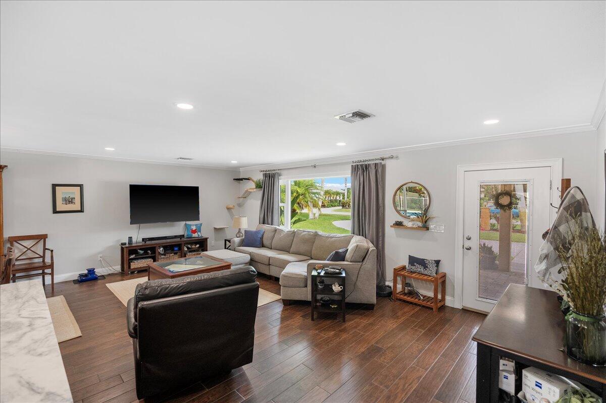 2653 Northwest S Shore Road Stuart, FL 34994 - Photo 14 of 81 Great Room