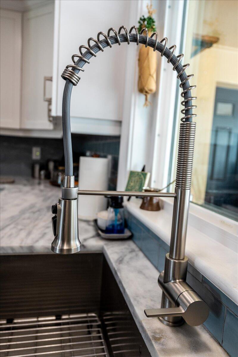 2653 Northwest S Shore Road Stuart, FL 34994 - Photo 21 of 81 Kitchen Faucet