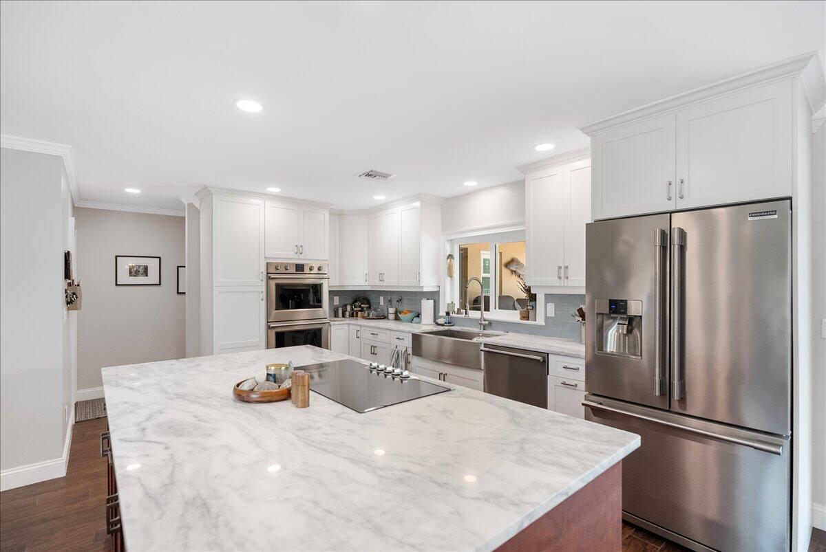 2653 Northwest S Shore Road Stuart, FL 34994 - Photo 23 of 81 Kitchen