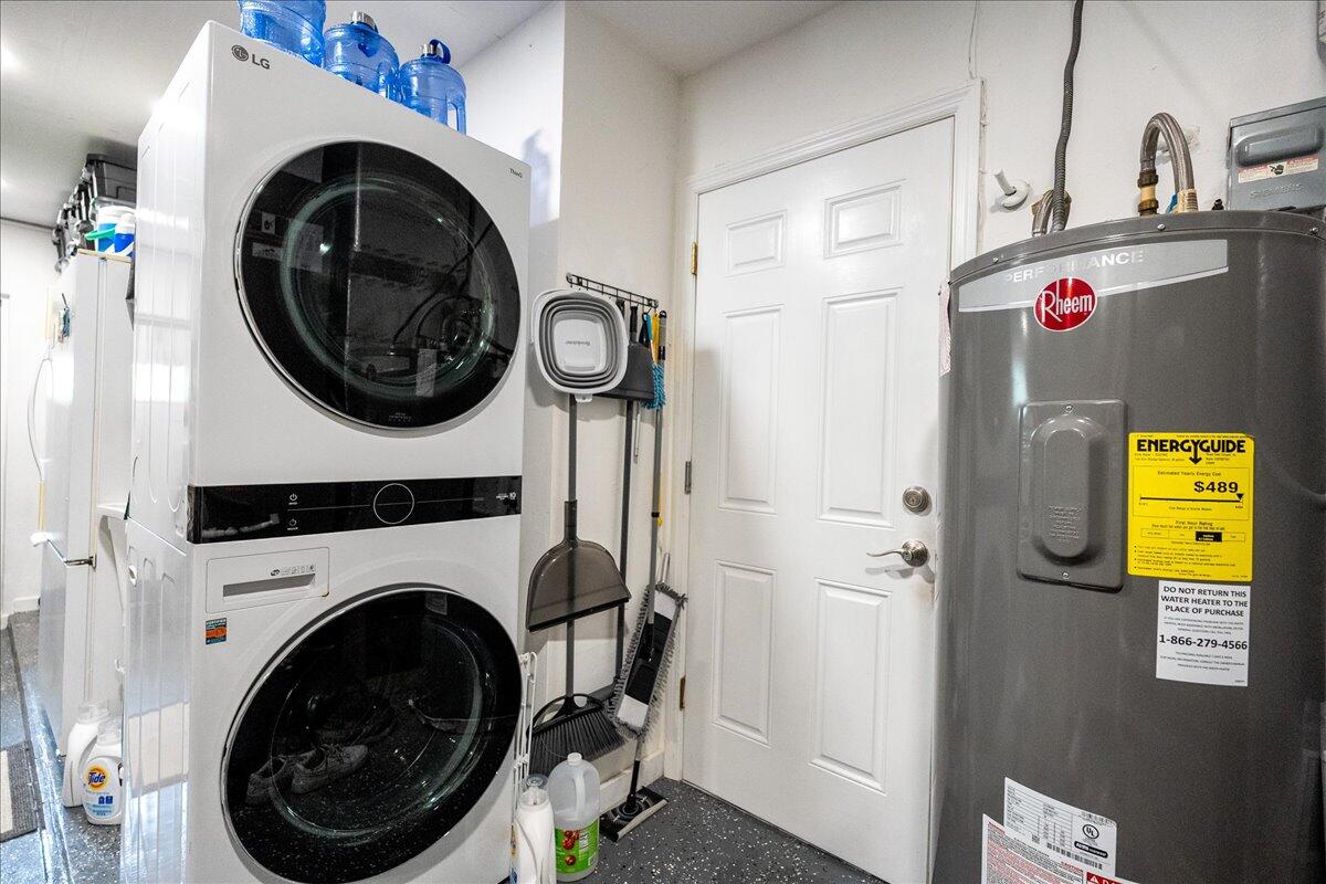 2653 Northwest S Shore Road Stuart, FL 34994 - Photo 38 of 81 Laundry