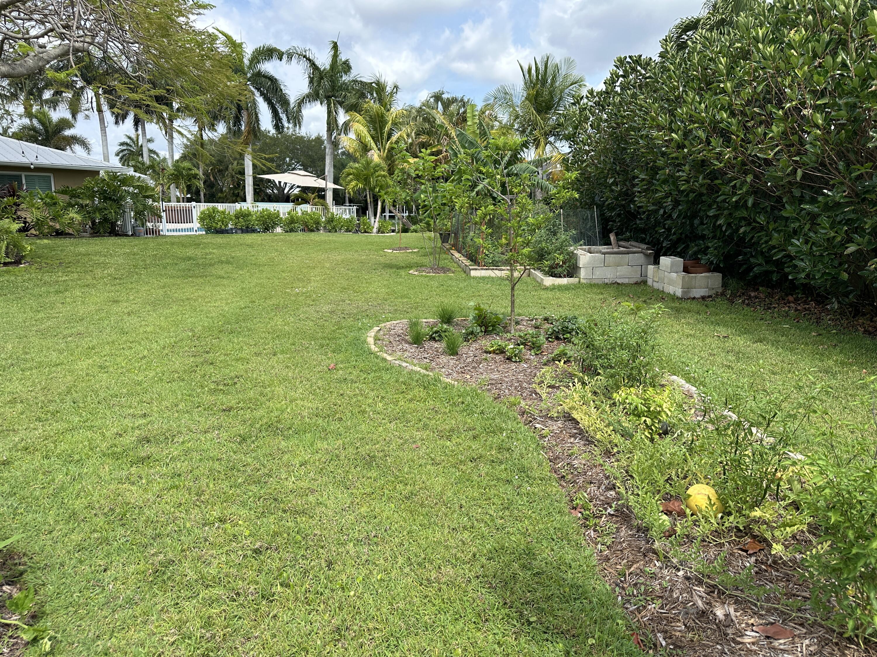 2653 Northwest S Shore Road Stuart, FL 34994 - Photo 67 of 81 Garden