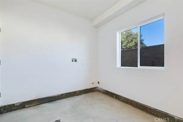 $3,600 | 278 North 11th Avenue, Upland, CA 91786