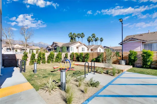 $3,600 | 278 North 11th Avenue, Upland, CA 91786