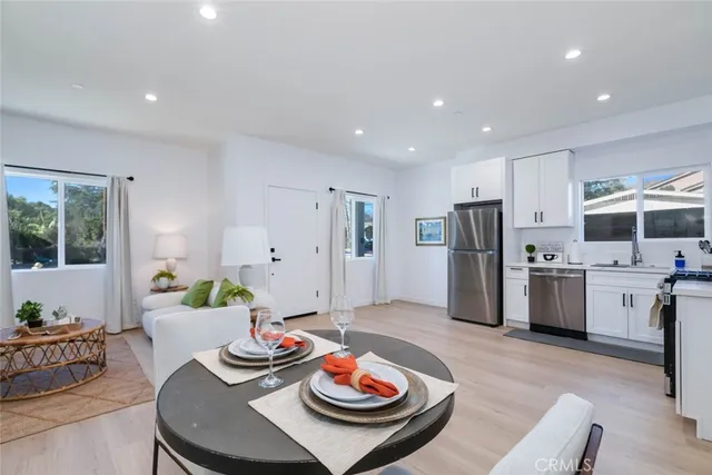 $3,600 | 278 North 11th Avenue, Upland, CA 91786