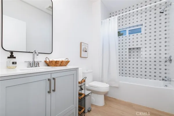 $3,600 | 278 North 11th Avenue, Upland, CA 91786