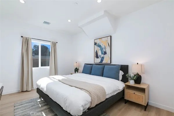 $3,600 | 278 North 11th Avenue, Upland, CA 91786