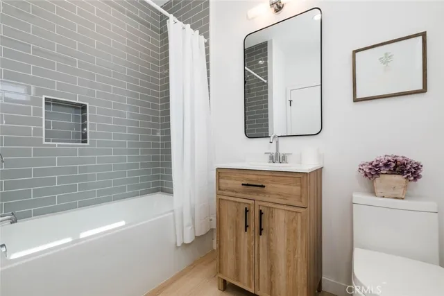 $3,600 | 278 North 11th Avenue, Upland, CA 91786