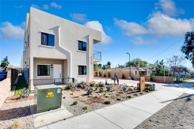 $3,600 | 278 North 11th Avenue, Upland, CA 91786