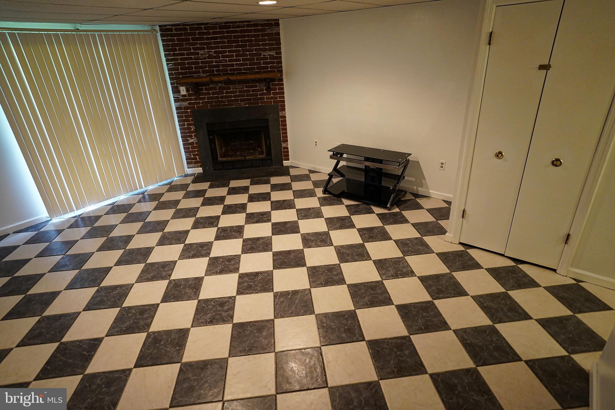 6948 Rockfield Road Baltimore, MD 21244 - Photo 22 of 47