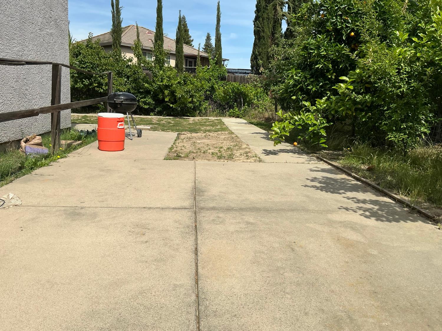 7784 Megan Ann Way Antelope, CA 95843 - Photo 18 of 20 a street view along with trees