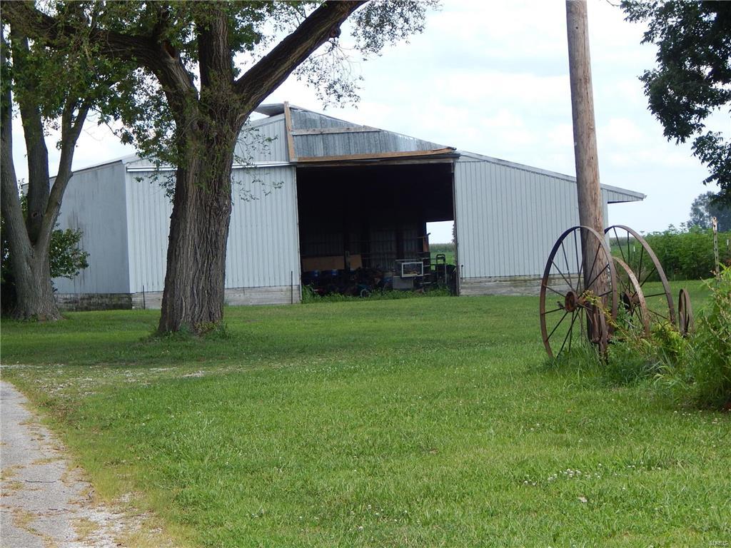 3792 Piasa Road Brighton, IL 62012 - Photo 3 of 6