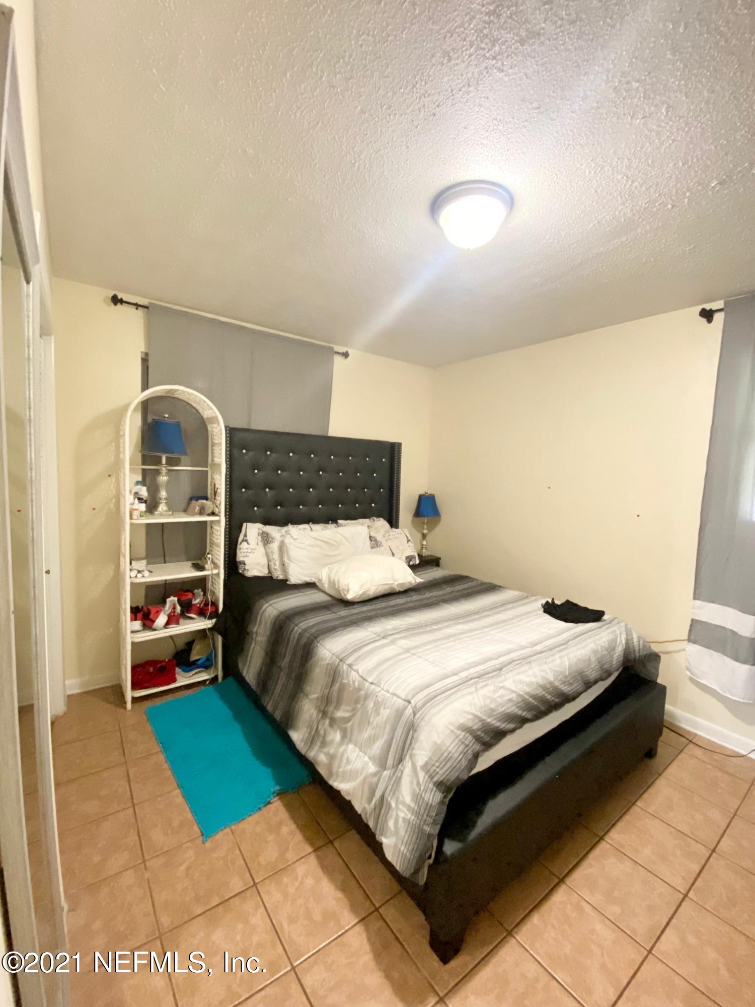 7325 Proxima Road Jacksonville, FL 32210 - Photo 12 of 16 2231ef67-12fb-4059-8672-1bc92e6dc6ef