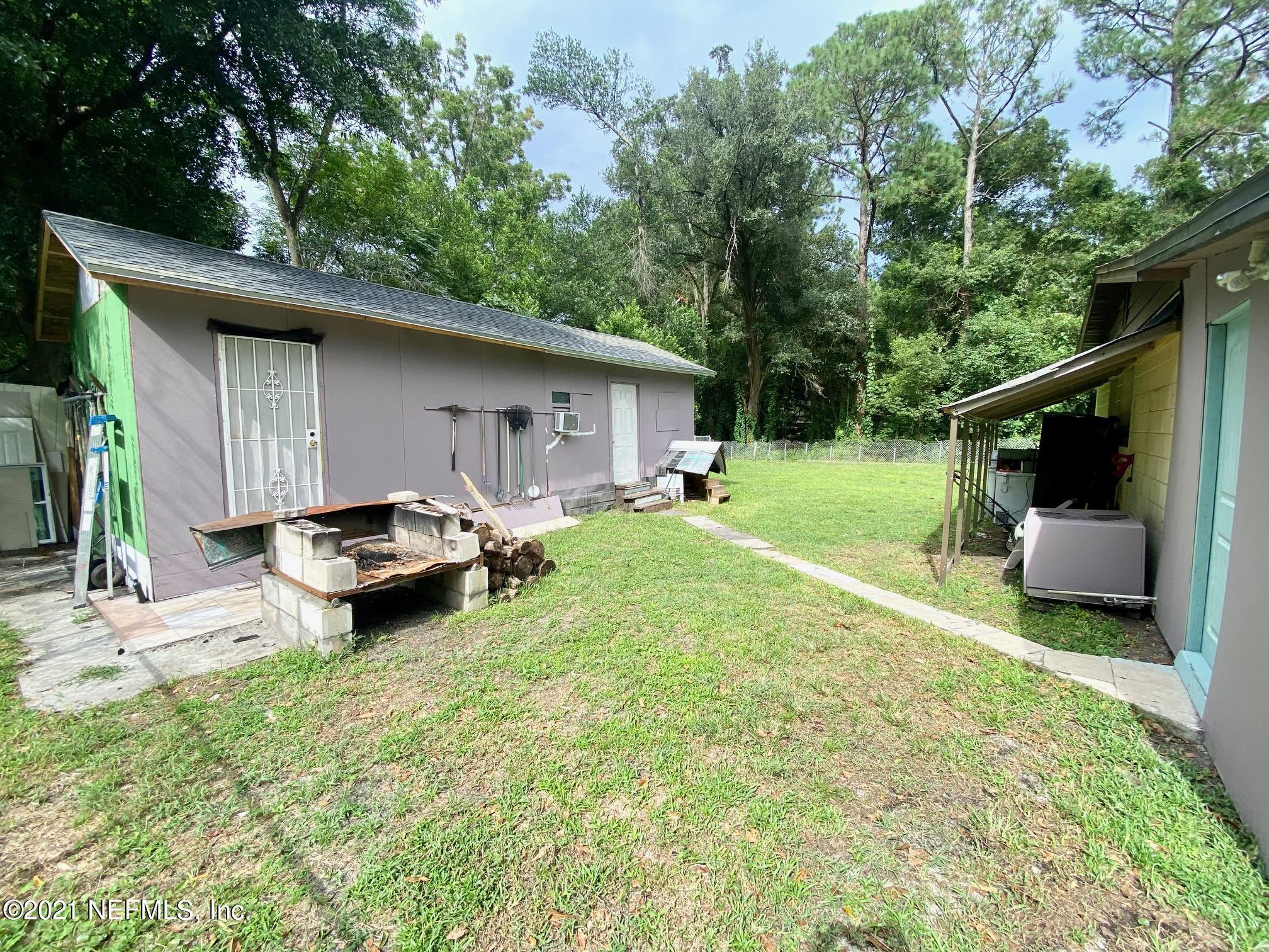 7325 Proxima Road Jacksonville, FL 32210 - Photo 3 of 16 44fd58ef-aefc-4078-8dac-eb6ced1eb642