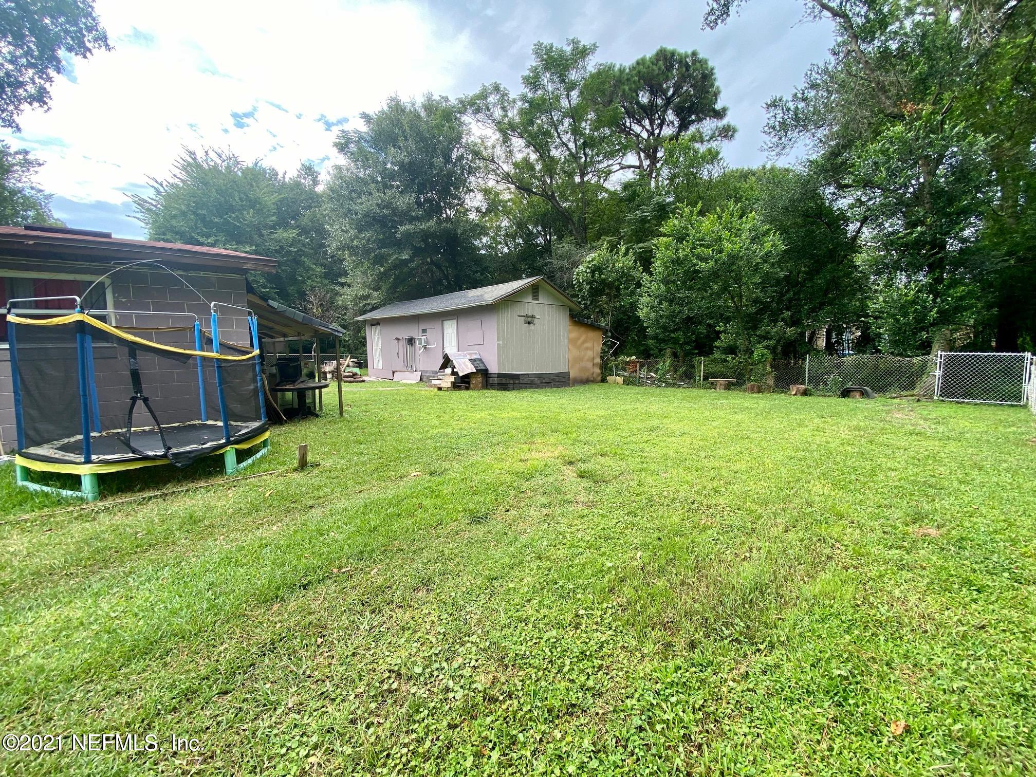 7325 Proxima Road Jacksonville, FL 32210 - Photo 4 of 16 411d55f4-f843-44ea-a21b-4cd16b726260