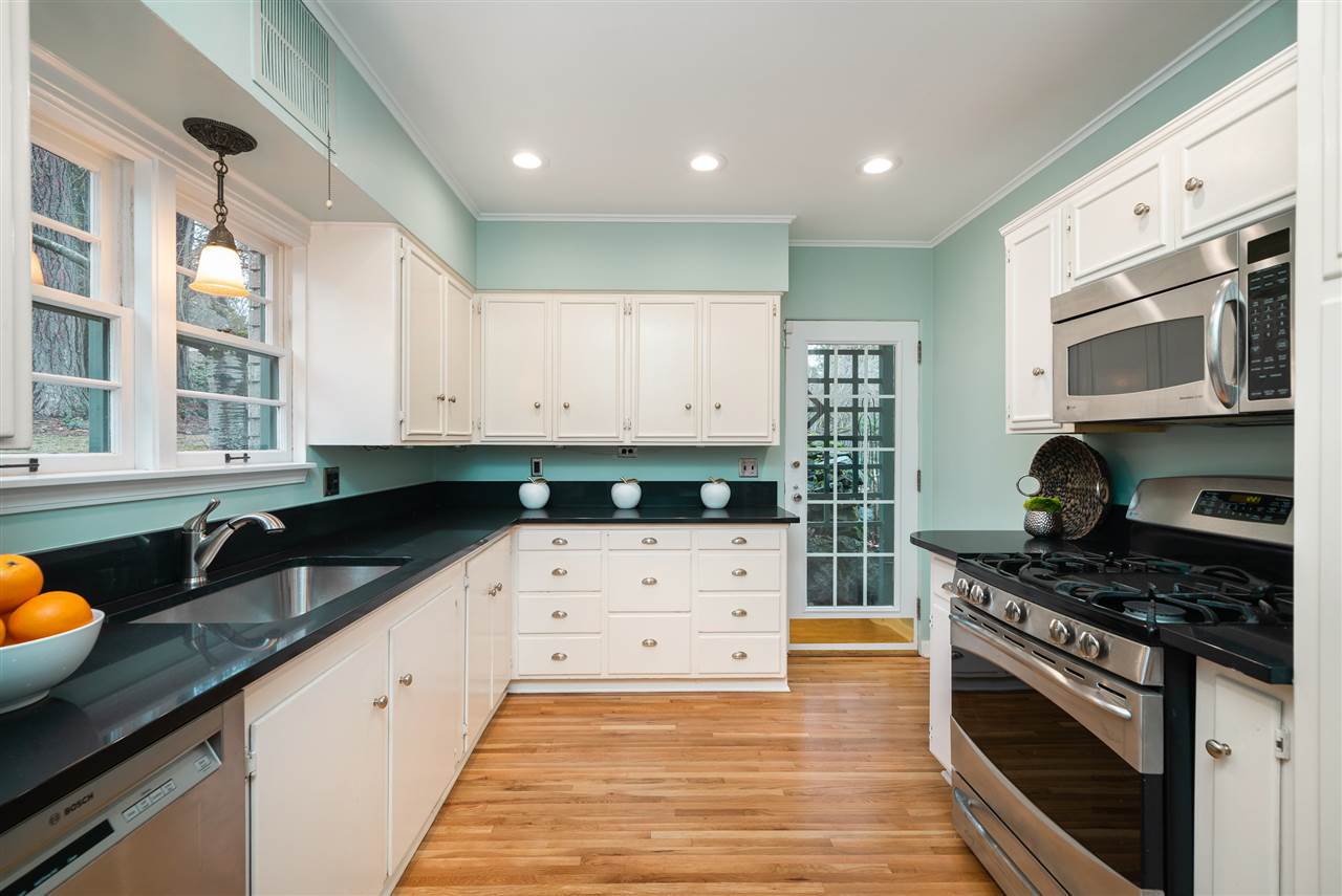2215 South Garfield Road Spokane, WA 99203 - Photo 8 of 20 Gallery Image 8