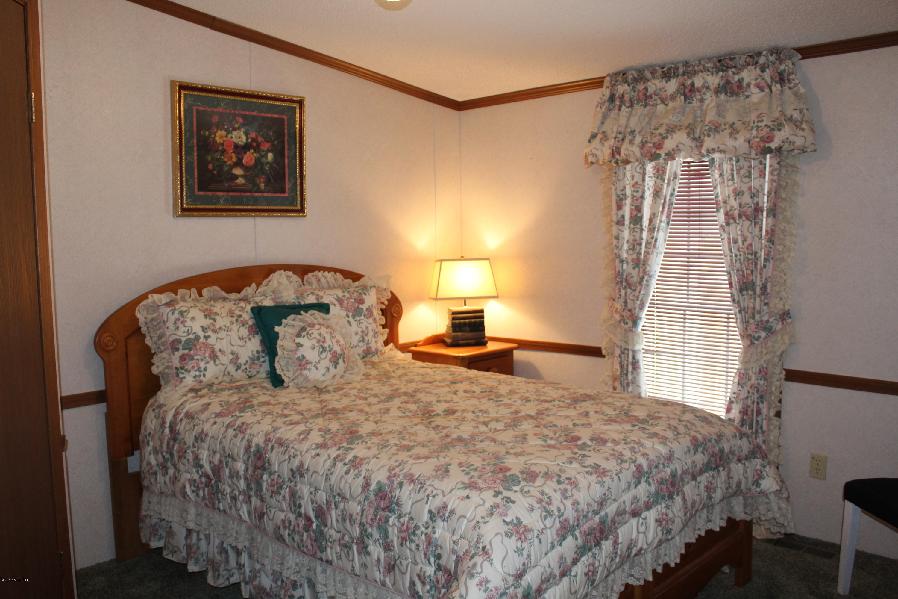 8643 Bever Road Delton, MI 49046 - Photo 16 of 55 IMG_2857