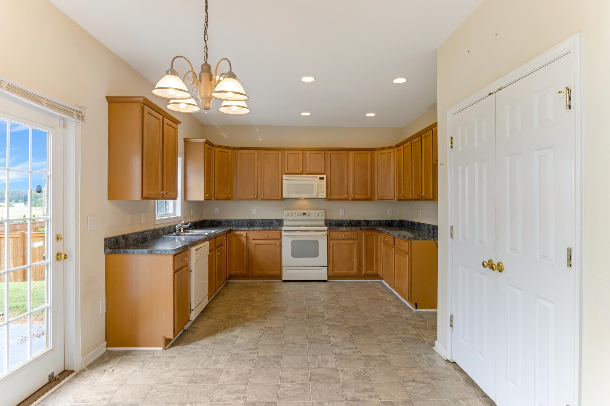 479 Slate Drive Boiling Springs, SC 29316 - Photo 12 of 50