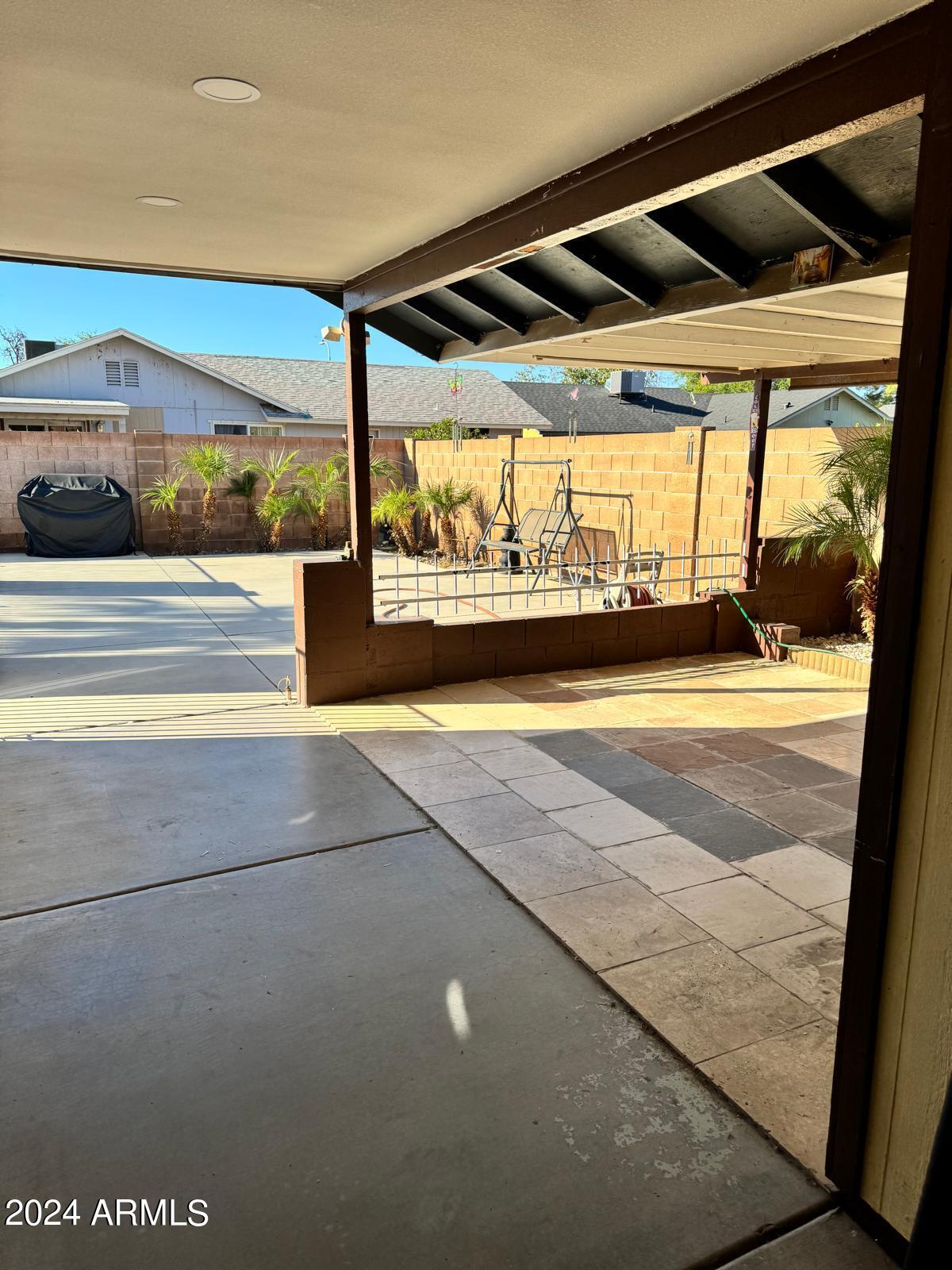 7209 West Luke Avenue Glendale, AZ 85303 - Photo 17 of 19 a view of an empty room