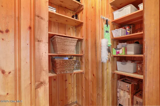 $1,200,000 | 1040 Ocean Boulevard, Topsail Beach, NC 28445