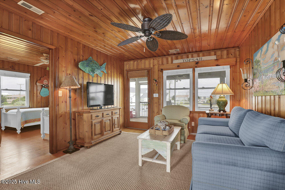 1040 Ocean Boulevard Topsail Beach, NC 28445 - Photo 16 of 42 013_6g8a5793_552