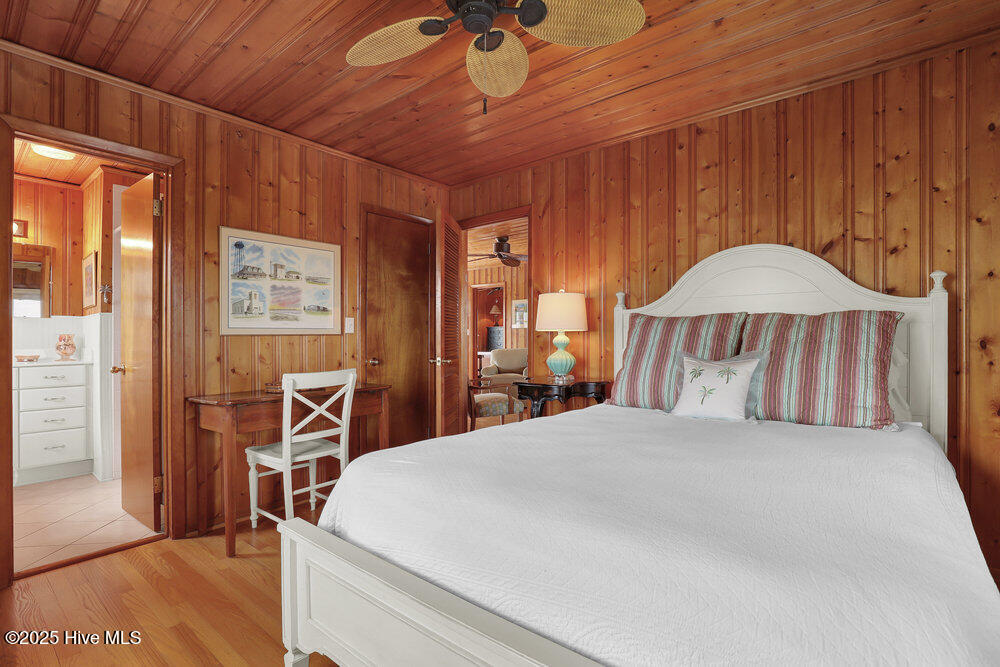 1040 Ocean Boulevard Topsail Beach, NC 28445 - Photo 19 of 42 016_6g8a5802_292