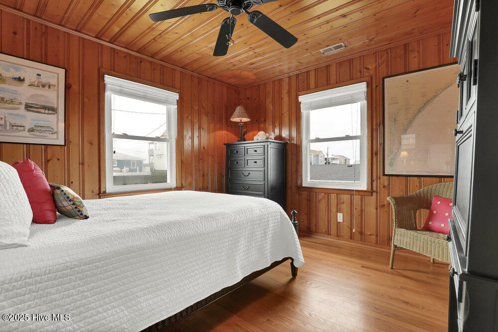 1040 Ocean Boulevard Topsail Beach, NC 28445 - Photo 24 of 42 021_6g8a5832_338