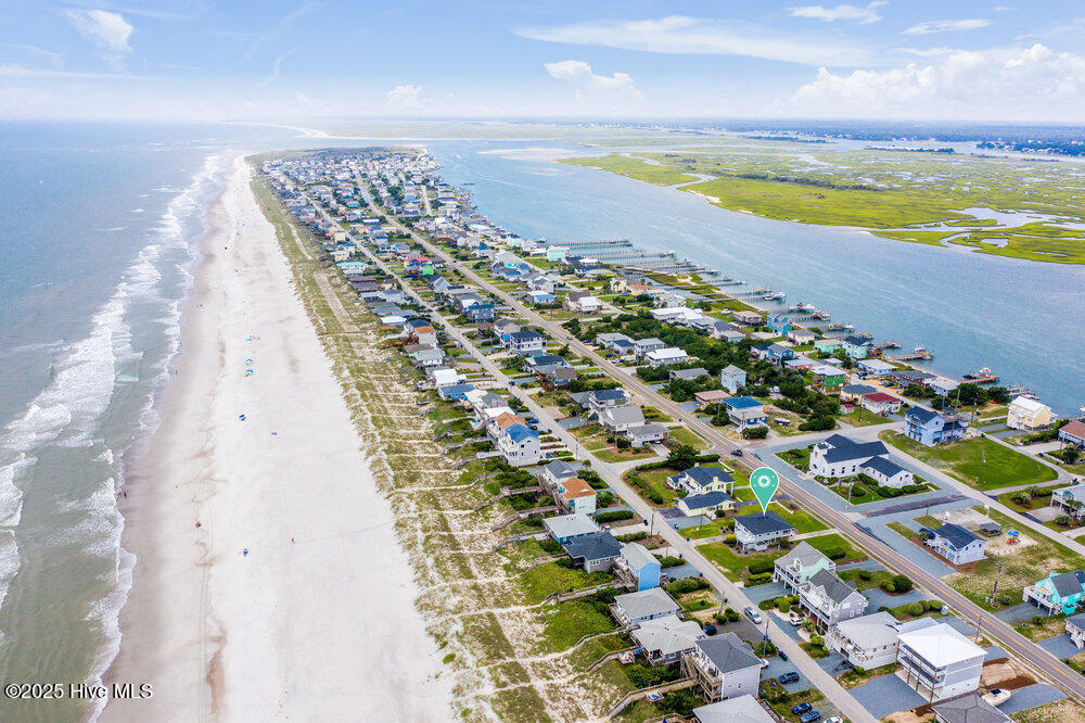 1040 Ocean Boulevard Topsail Beach, NC 28445 - Photo 36 of 42 039_dji_0574p_838