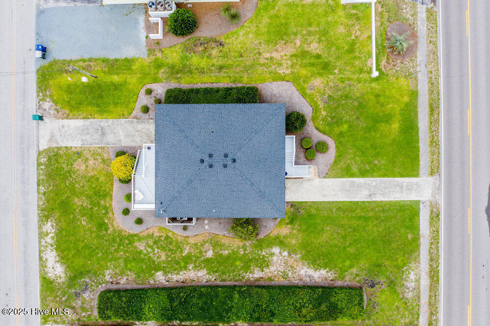 1040 Ocean Boulevard Topsail Beach, NC 28445 - Photo 37 of 42 040_dji_0575_25