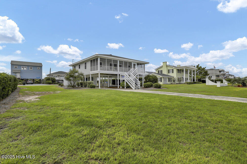 1040 Ocean Boulevard Topsail Beach, NC 28445 - Photo 4 of 42 002_6g8a5865_285