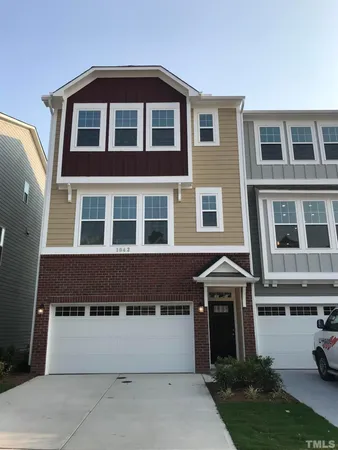 $2,495 | 1042 Commack Drive, Durham, NC 27703
