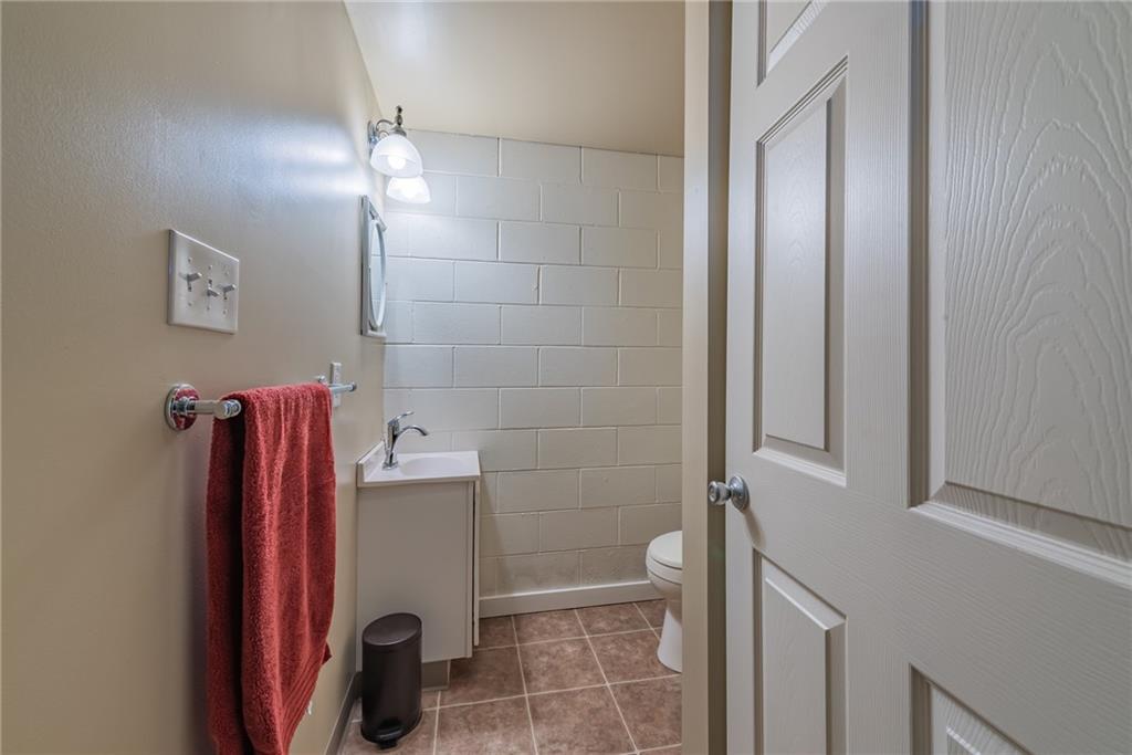 99 Cooke Road Avella, PA 15312 - Photo 13 of 25