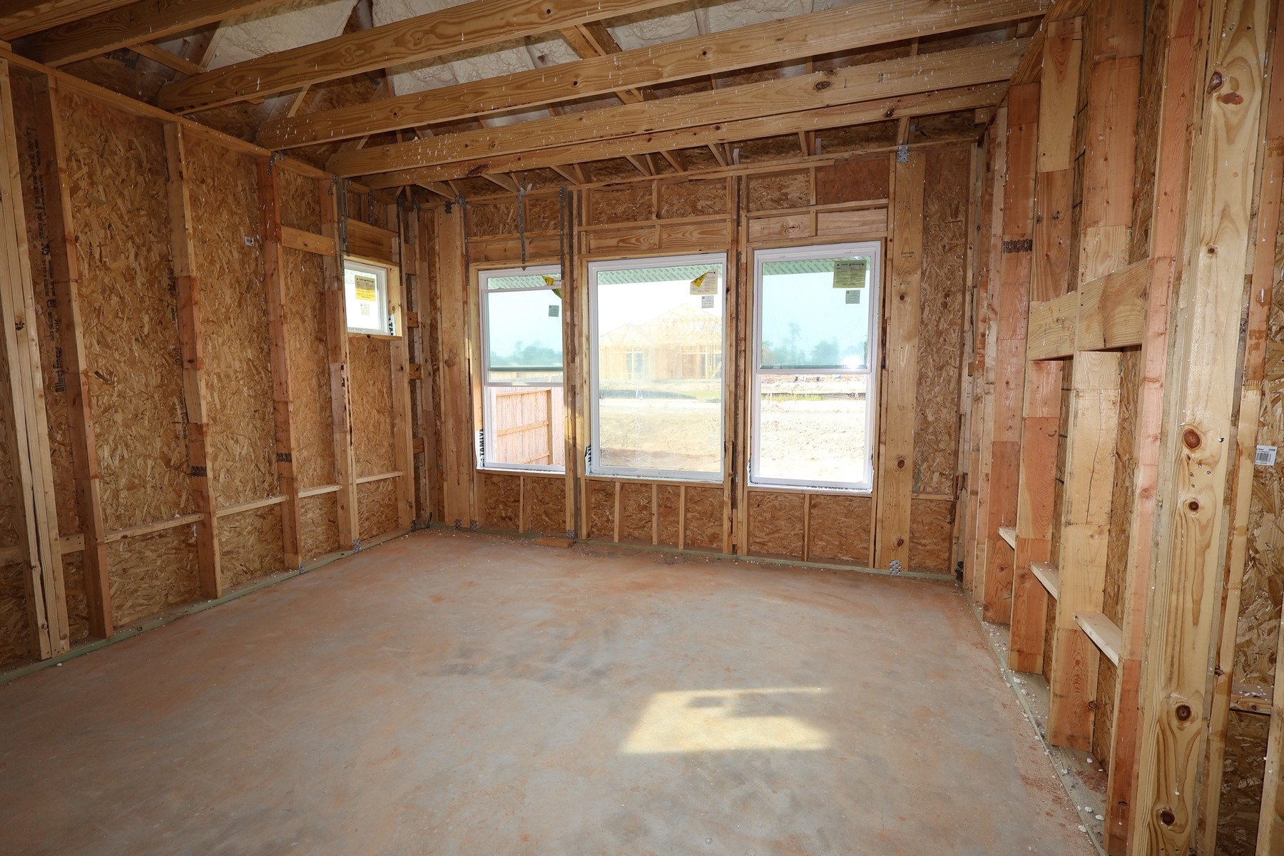 115 Silverbow Crk Way Conroe, TX 77304 - Photo 8 of 18
