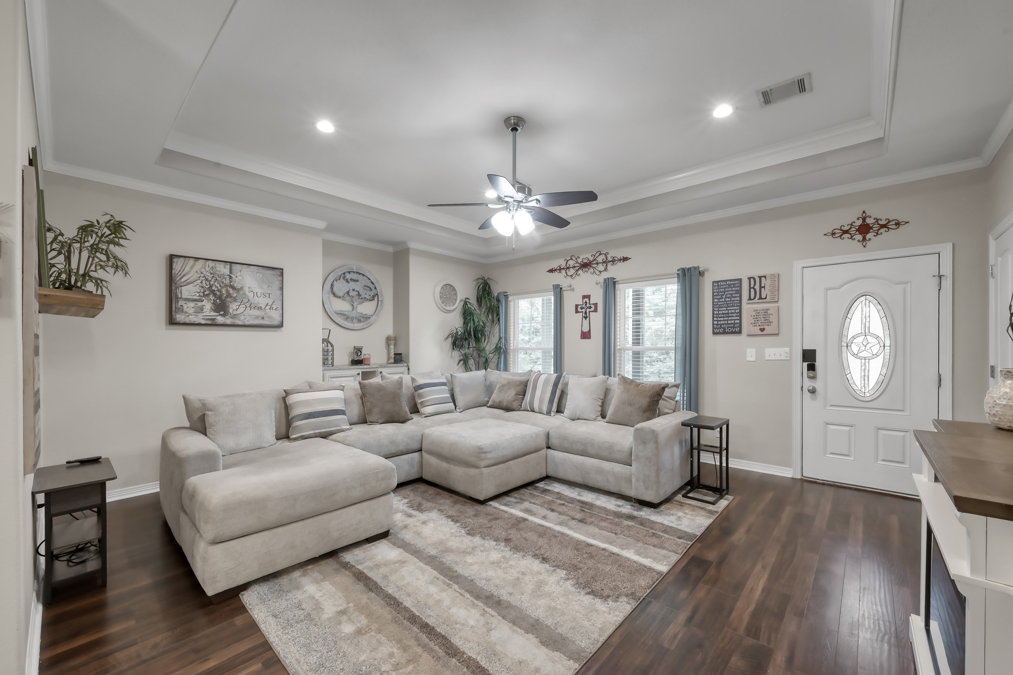 27 Lakewood Trinity, TX 75862 - Photo 9 of 36