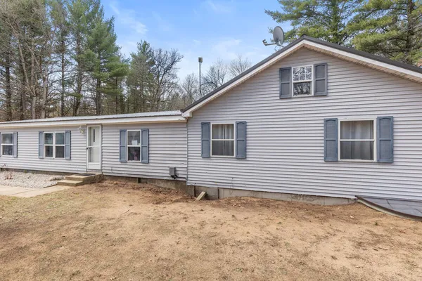 $325,000 | 8233 Beech Avenue, Howard City, MI 49329