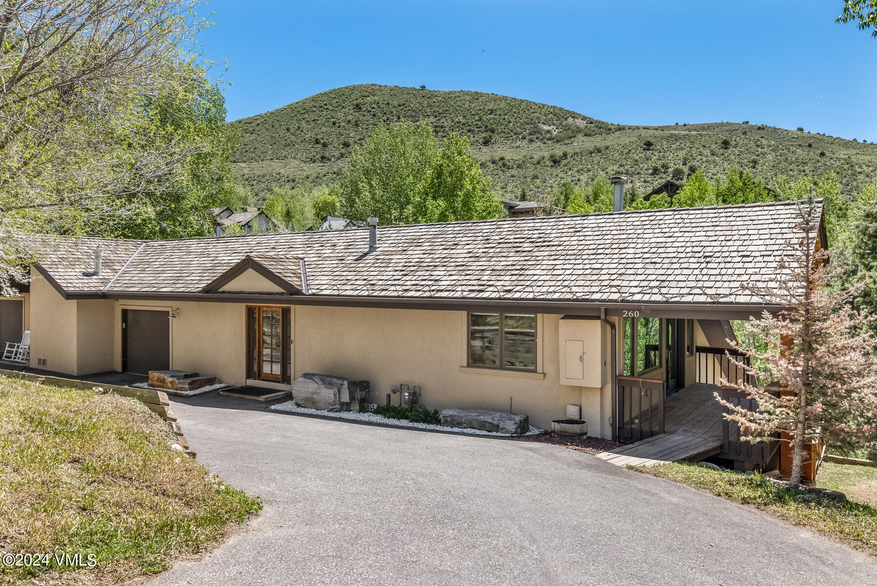 260 Singletree Road, Unit A Edwards, CO 81632 - Photo 31 of 33 138A3896_1