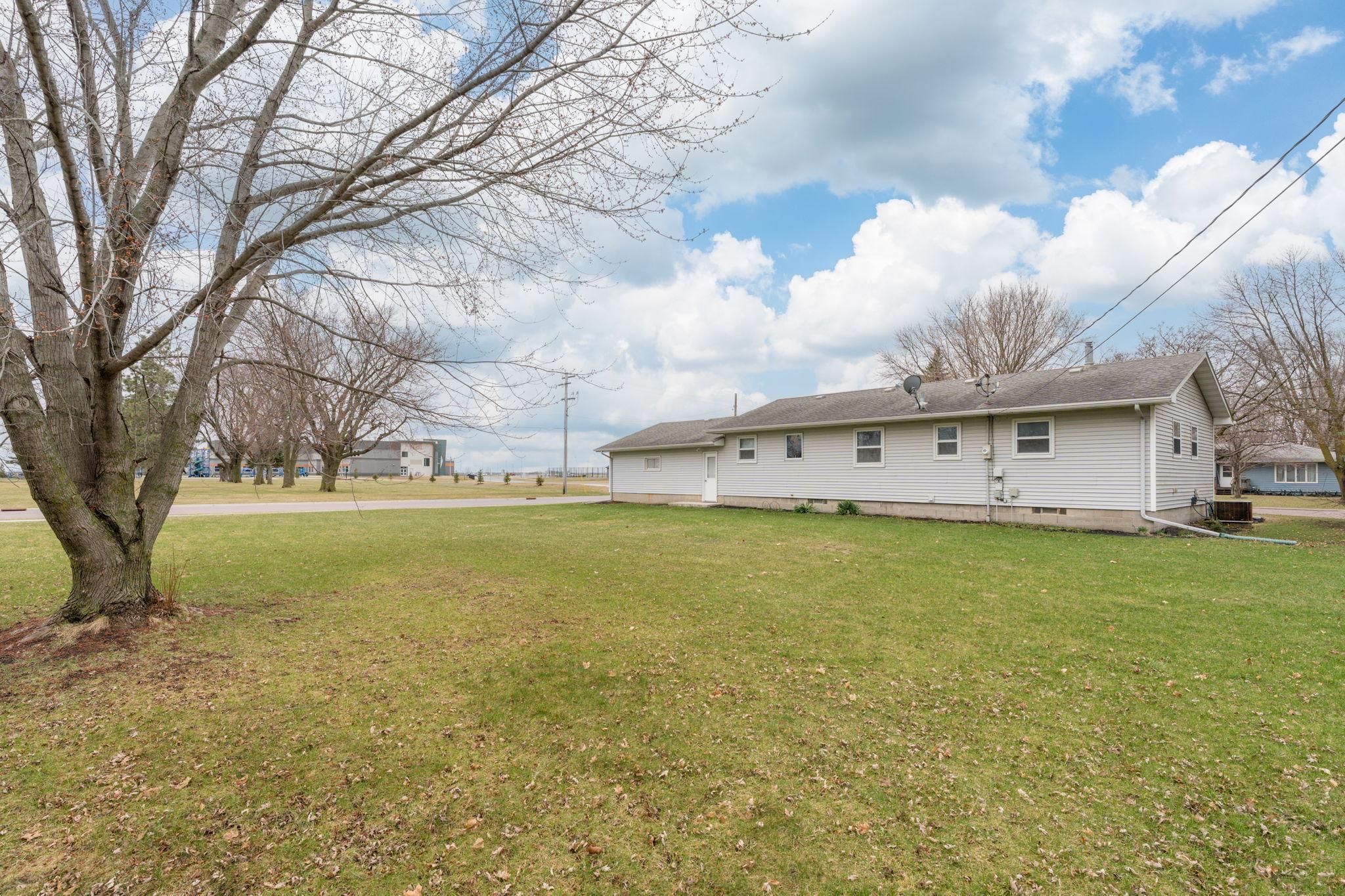 507 2nd Avenue Southeast Mapleton, MN 56065 - Photo 28 of 37