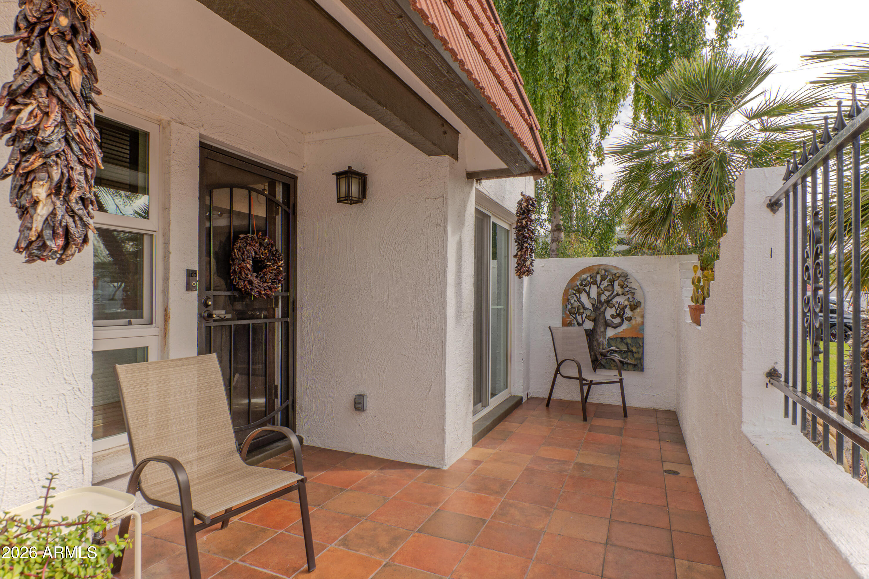 640 East Boca Raton Road Phoenix, AZ 85022 - Photo 4 of 26 Front Porch