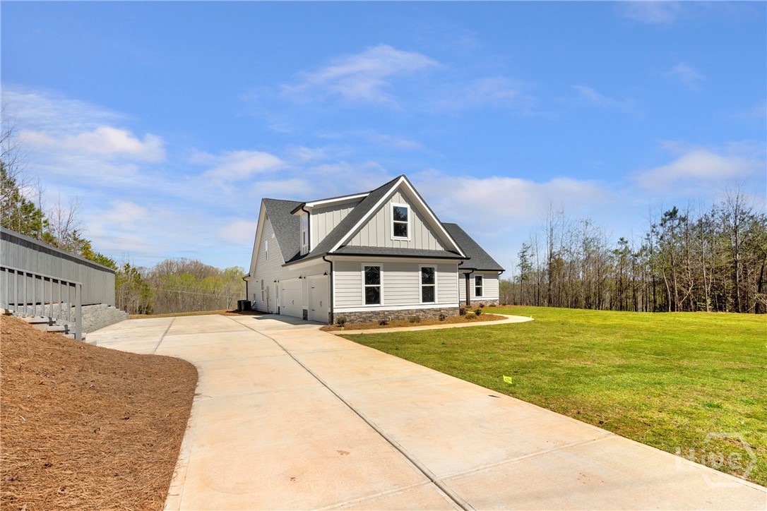 647 Fairview Road Pendergrass, GA 30567 - Photo 3 of 43