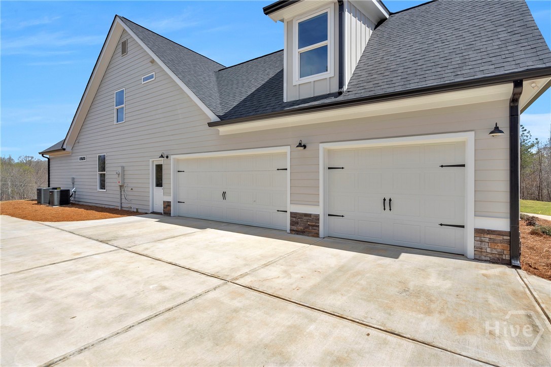 647 Fairview Road Pendergrass, GA 30567 - Photo 4 of 43