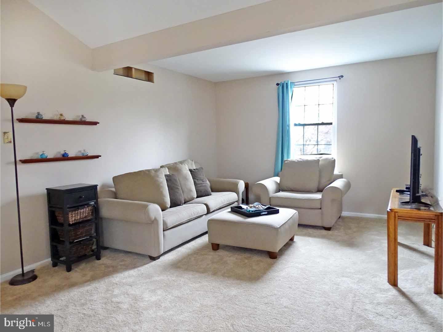 742 Jarrett Road Horsham, PA 19044 - Photo 12 of 25 Bedroom - Main