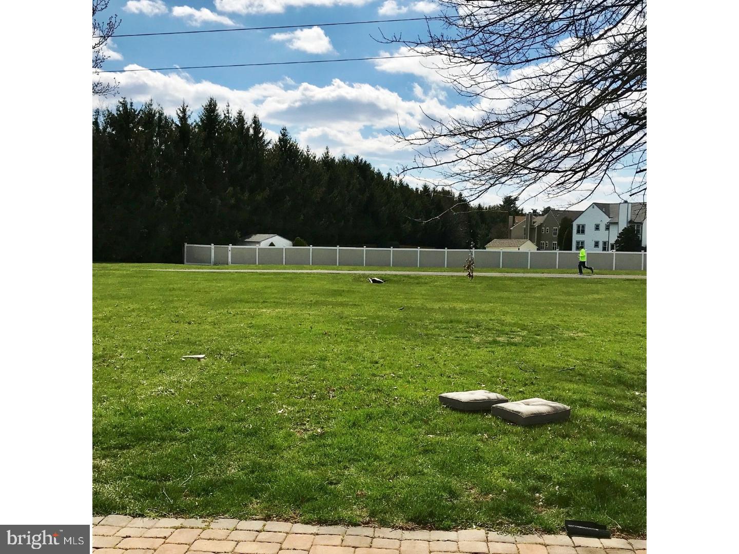 742 Jarrett Road Horsham, PA 19044 - Photo 25 of 25 View in Back