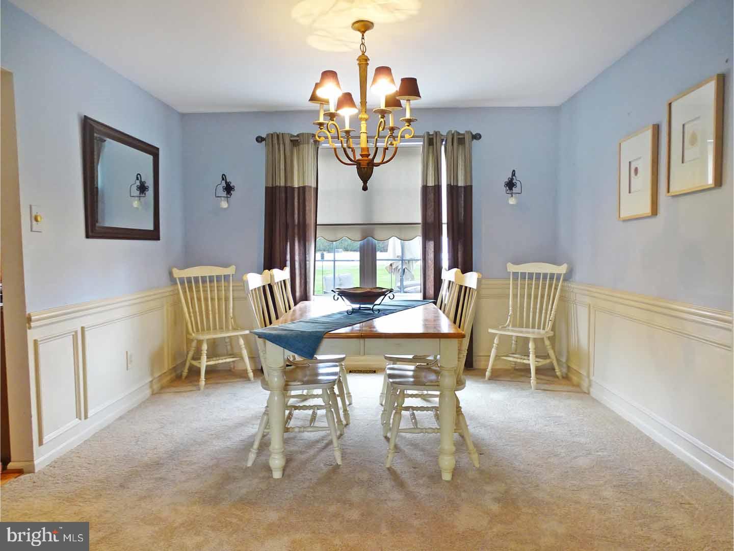 742 Jarrett Road Horsham, PA 19044 - Photo 4 of 25 Dining Room