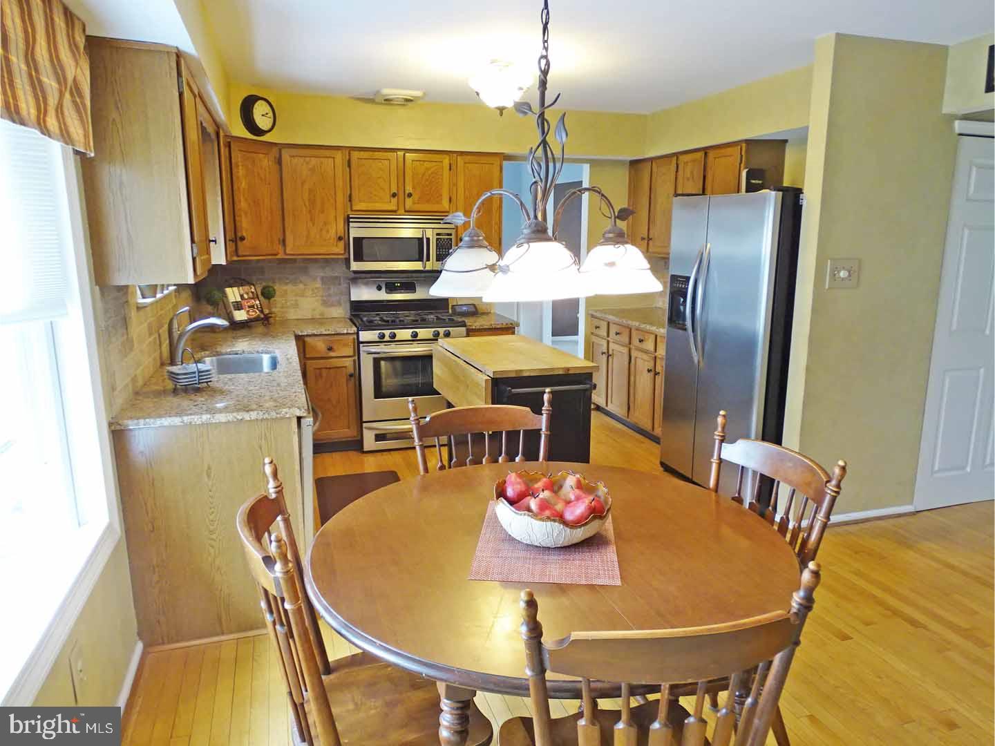 742 Jarrett Road Horsham, PA 19044 - Photo 7 of 25 Breakfast Room