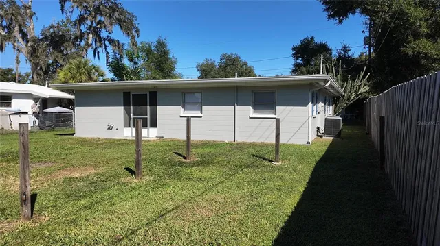 $1,550 | 37530 Ferris Avenue, Zephyrhills, FL 33542