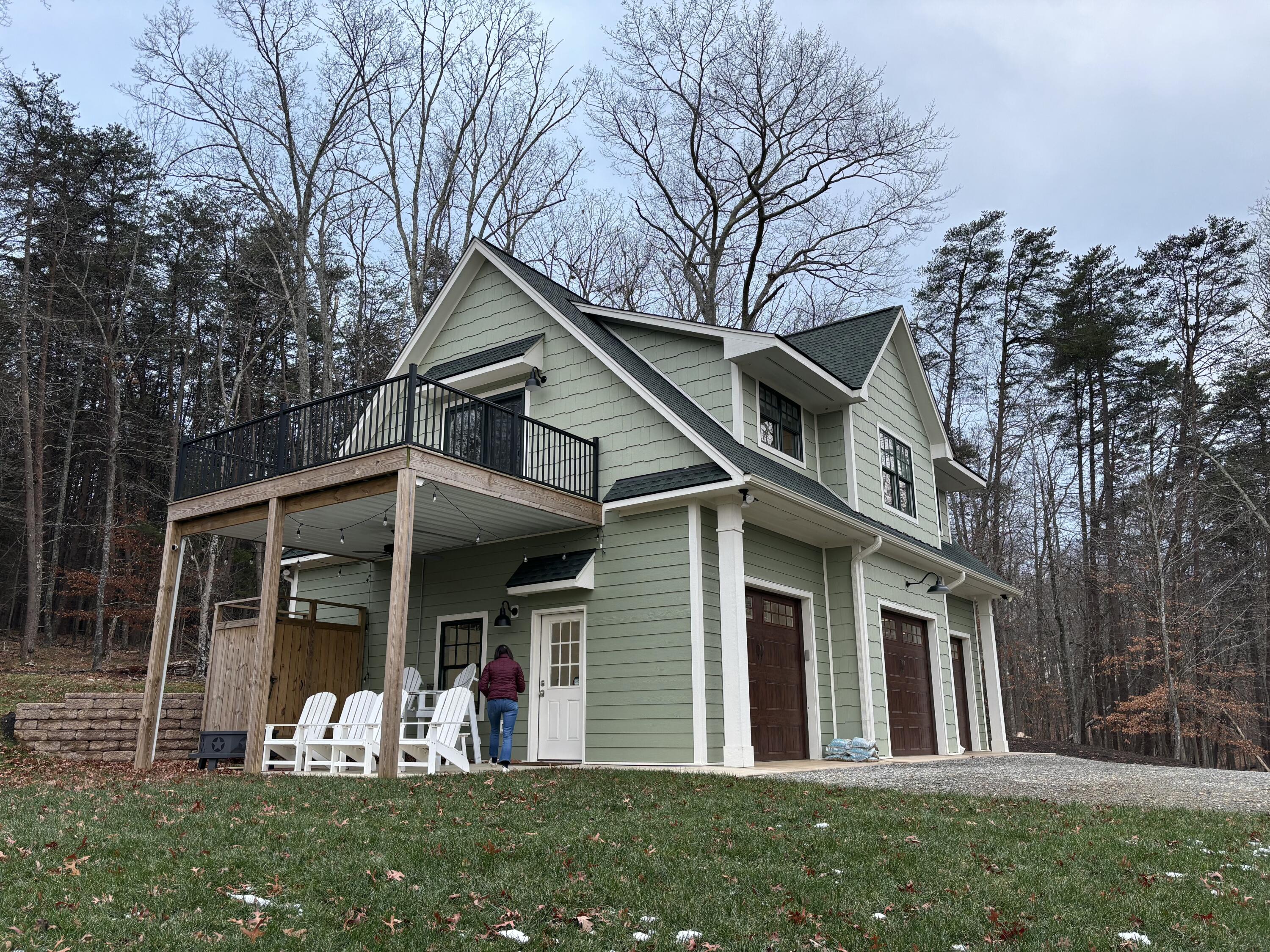 88 Windmere Trail Moneta, VA 24121 - Photo 3 of 3 a front view of a house with a yard
