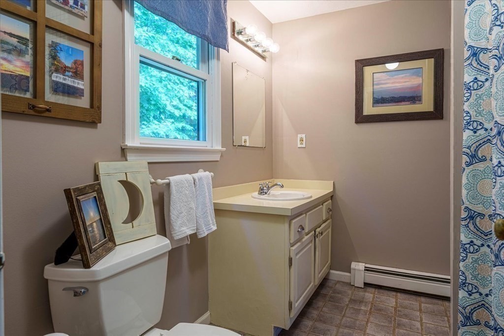 32 Westcott Road Hopedale, MA 01747 - Photo 21 of 36