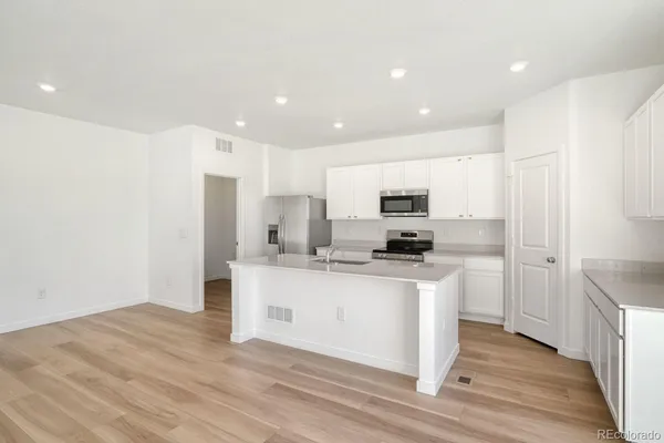 $489,900 | 45878 Mill Avenue, Bennett, CO 80102